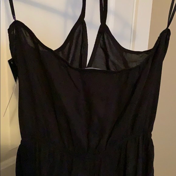 LuLu’s Black Jumpsuit (NWT) - Picture 6 of 7
